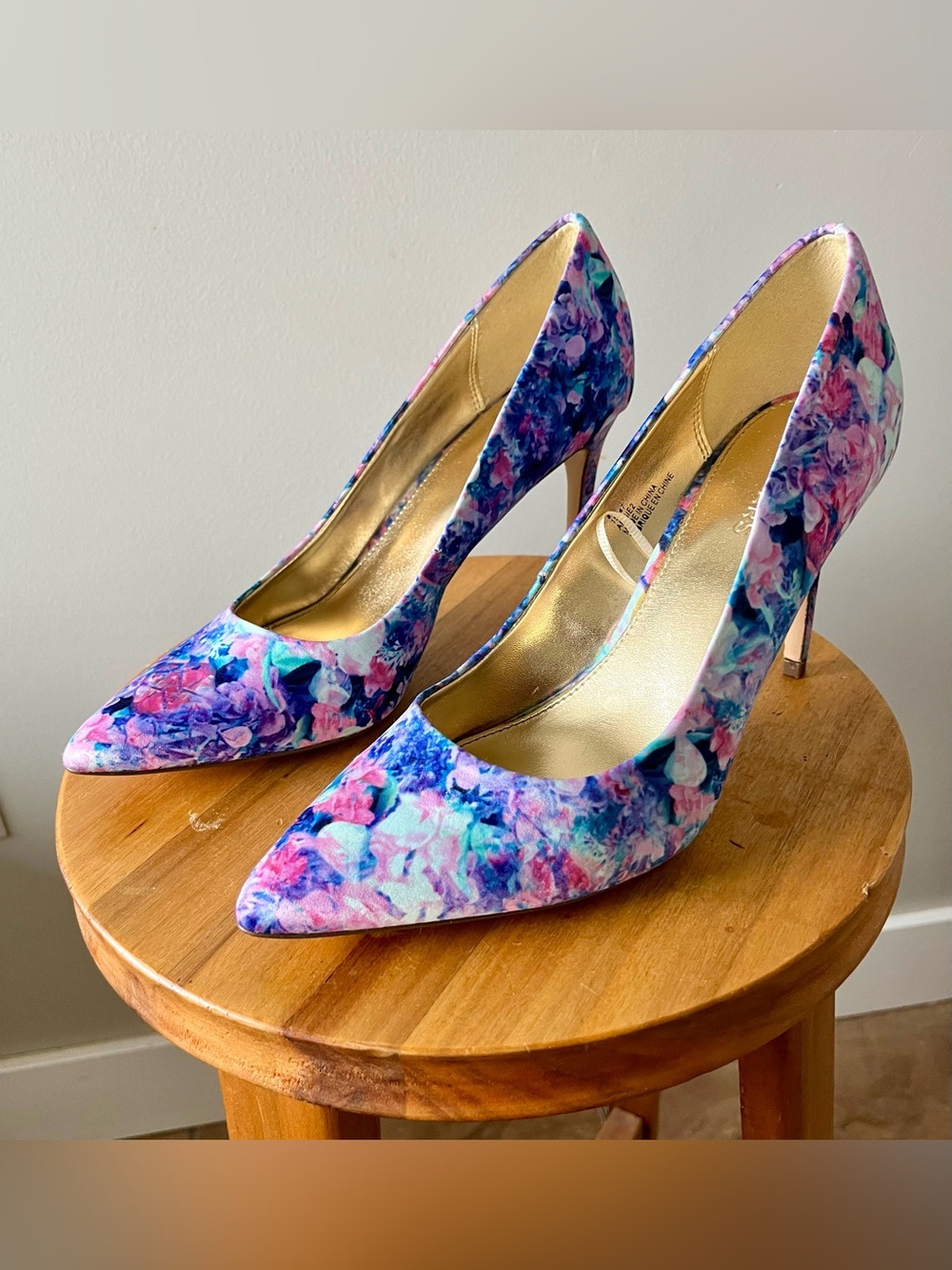 Sears Floral Pink and Purple Pointed-Toe High Heels Size 8 - Going Out Y2K Party - Picture 2 of 10